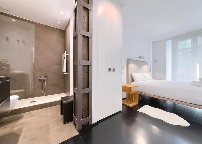 Elegante Vt En El Casco Viejo - Junto Al Metro * Bilbau